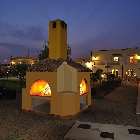 Villaggio Turistico Le Meridiane Марина ди Монтенеро Екстериор снимка